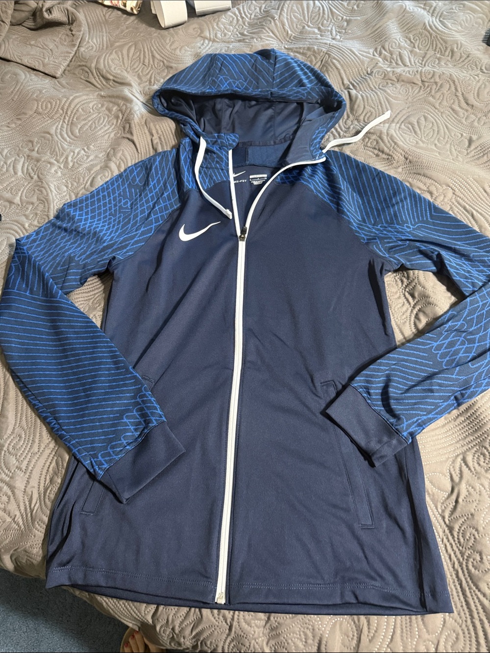 Nike Navy and Royal Blue Hooded Full-Zip Jacket slim fit